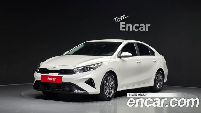 Kia K3 2023 — photo 1