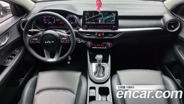 Kia K3 2023 — photo 10