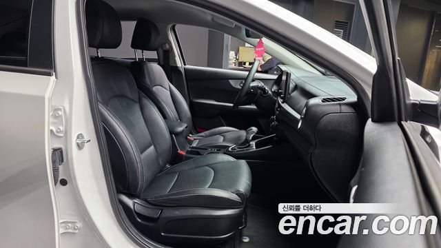 Kia K3 2023 — photo 17