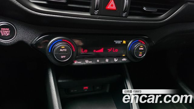 Kia K3 2023 — photo 23
