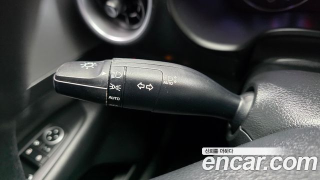 Kia K3 2023 — photo 24