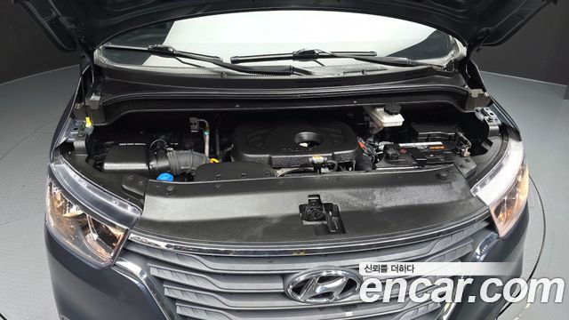 Hyundai Starex 2019 — photo 6