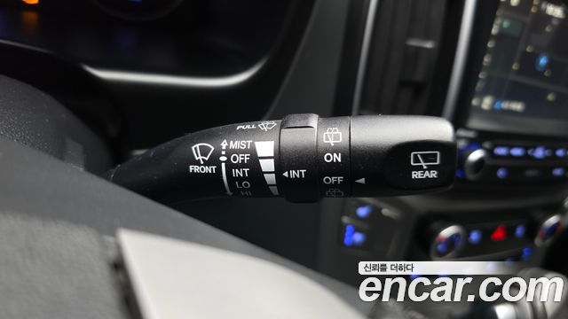 Hyundai Starex 2019 — photo 27