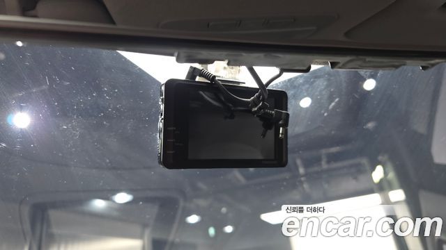 Hyundai Starex 2019 — photo 29