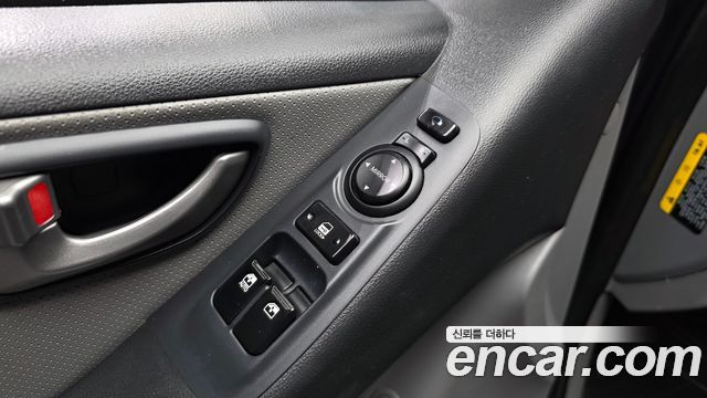 Hyundai Starex 2019 — photo 30