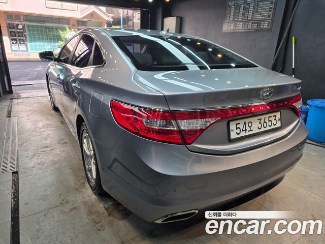 Hyundai Grandeur 2015 — photo 5