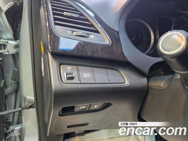 Hyundai Grandeur 2015 — photo 10
