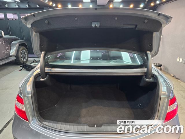 Hyundai Grandeur 2015 — photo 19