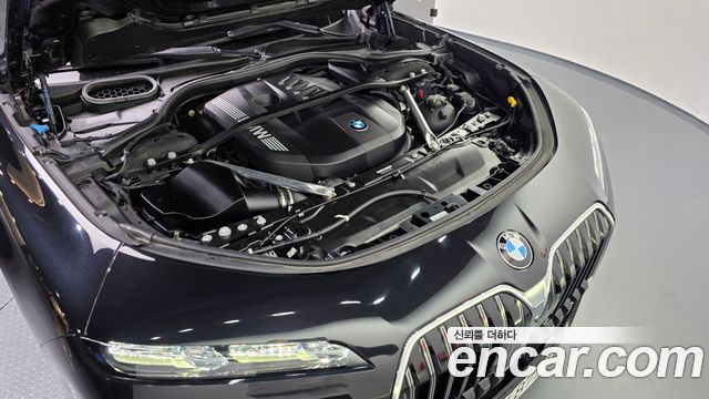 BMW 7-Series 2024 — photo 6
