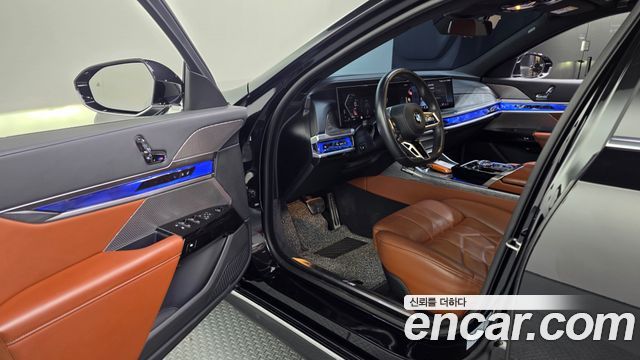BMW 7-Series 2024 — photo 13