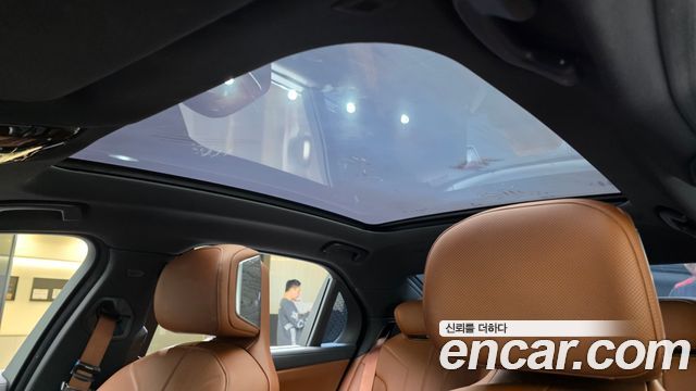 BMW 7-Series 2024 — photo 24