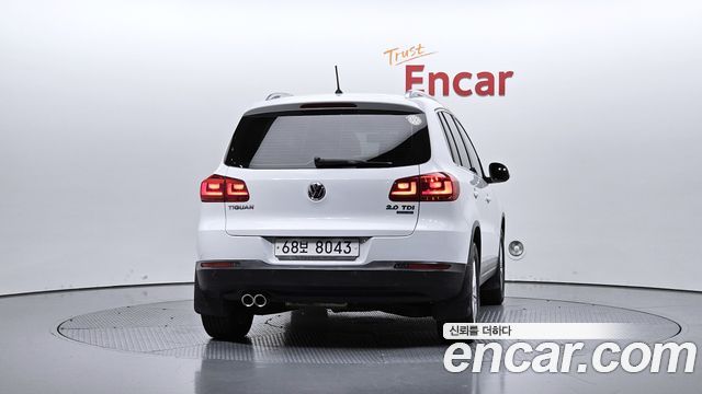 Volkswagen Tiguan 2015 — photo 4