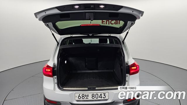 Volkswagen Tiguan 2015 — photo 20