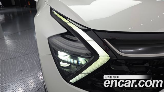 Kia Sportage 2022 — photo 8