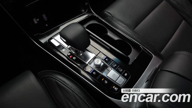 Kia K7 2020 — photo 12