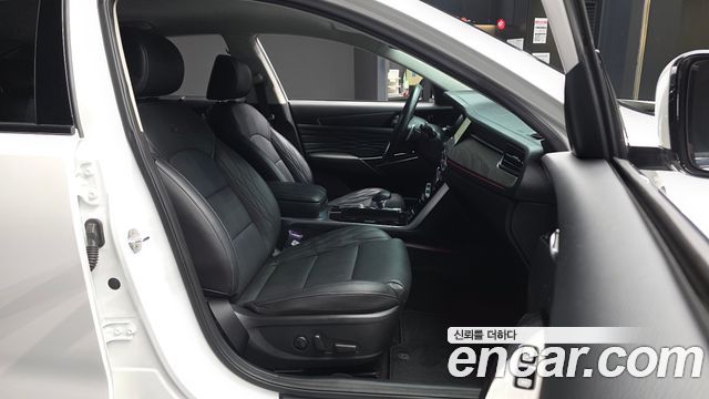Kia K7 2020 — photo 17