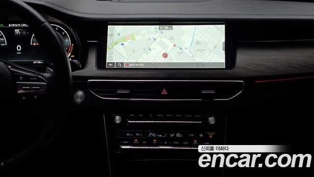 Kia K7 2020 — photo 21