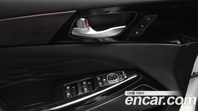 Kia K7 2020 — photo 29