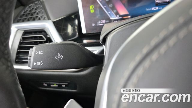 BMW X5 2025 — photo 27