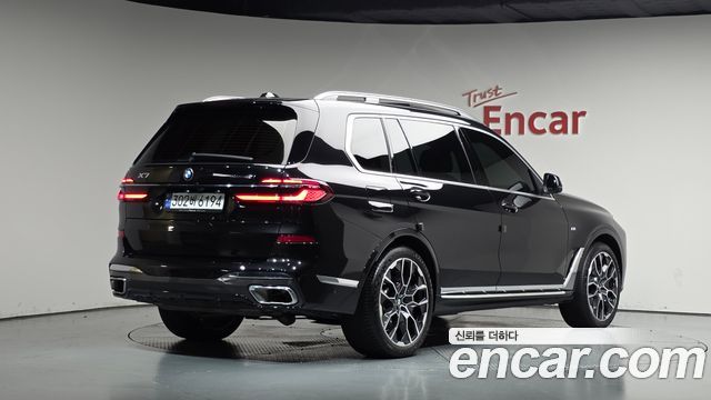 BMW X7 2024 — photo 2