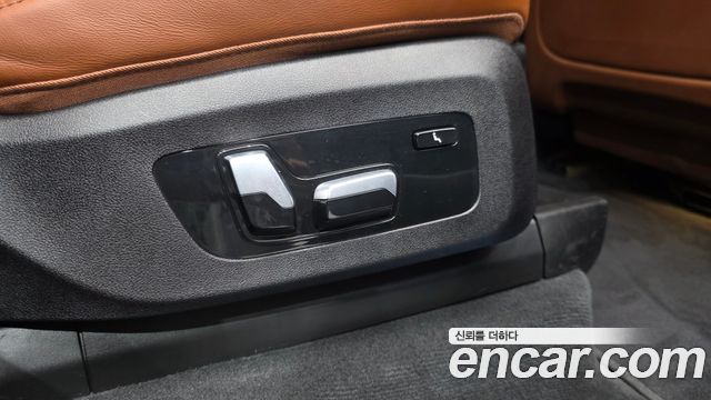 BMW X7 2024 — photo 32