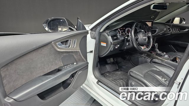 Audi A7 2016 — photo 10
