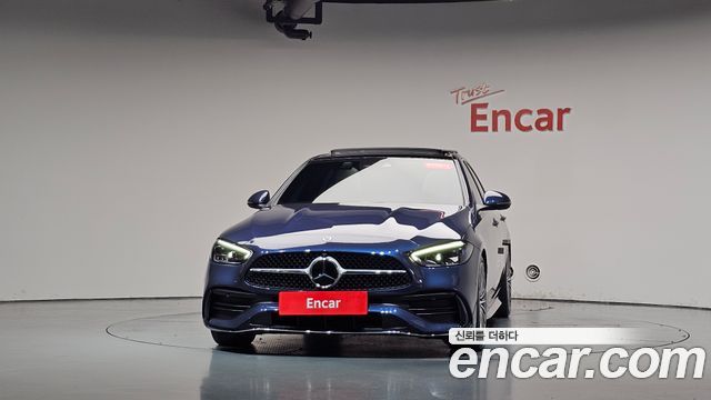 Mercedes-Benz C-Class 2024 — photo 3