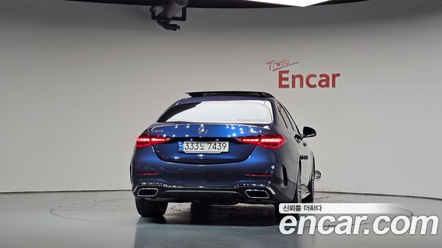 Mercedes-Benz C-Class 2024 — photo 4