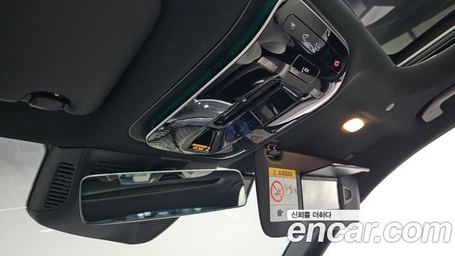 Mercedes-Benz C-Class 2024 — photo 29
