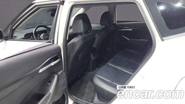 Kia Seltos 2023 — photo 18