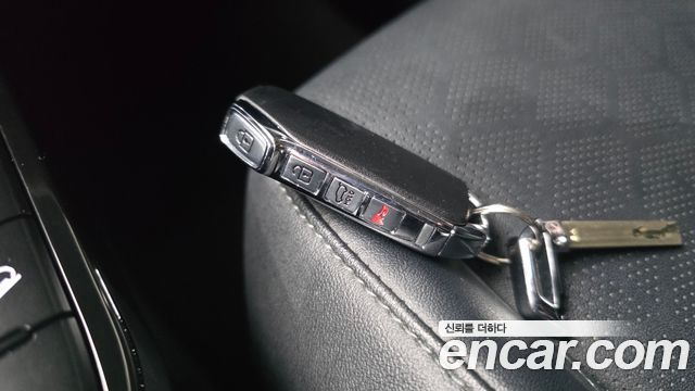 Kia Seltos 2023 — photo 23