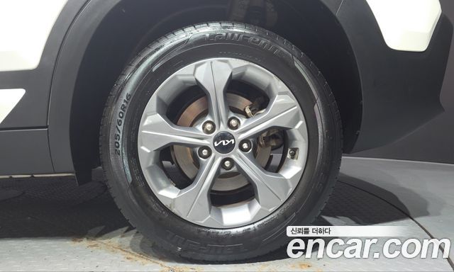 Kia Seltos 2023 — photo 7
