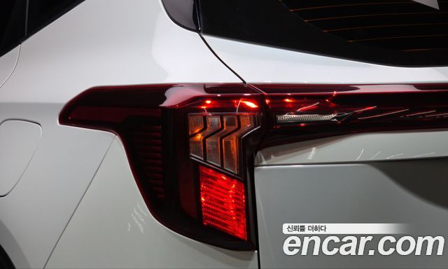 Kia Seltos 2023 — photo 9