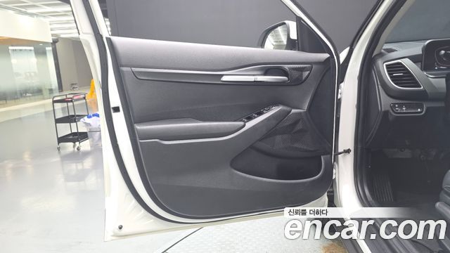 Kia Seltos 2023 — photo 14