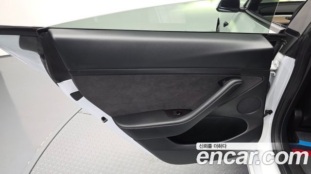 Tesla Model 3 2021 — photo 15