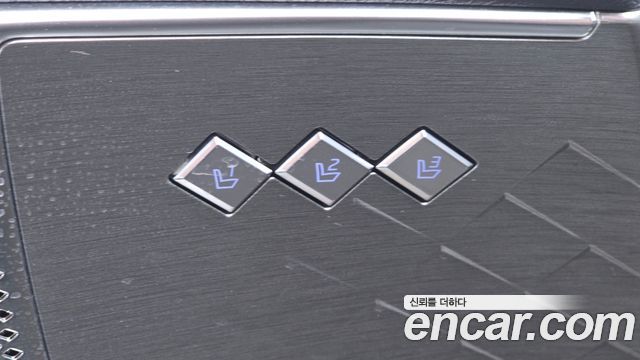 Kia K8 2023 — photo 27