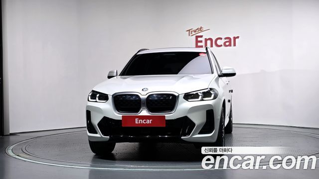 BMW iX3 2024 — photo 3