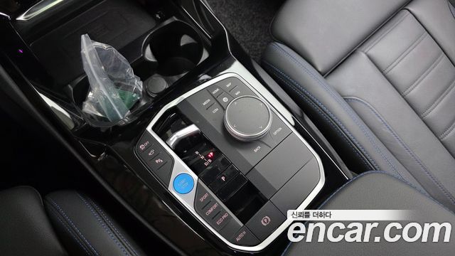 BMW iX3 2024 — photo 12