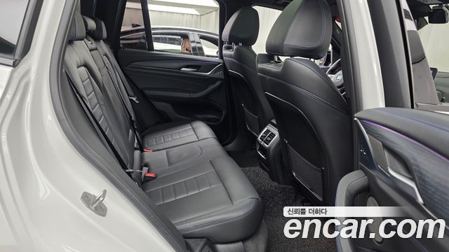 BMW iX3 2024 — photo 17