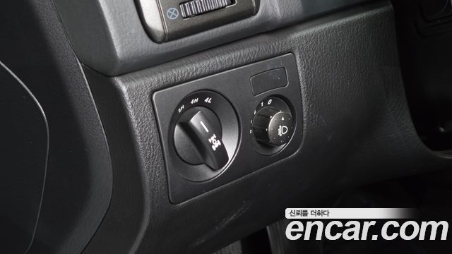 KG Mobility Rexton 2016 — photo 21