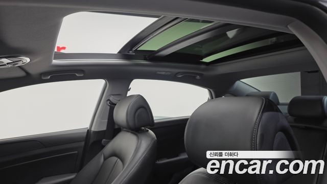 Hyundai Sonata 2016 — photo 16