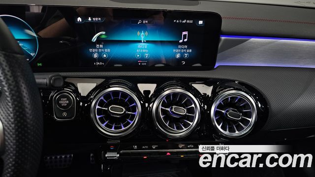 Mercedes-Benz CLA-Class 2021 — photo 14