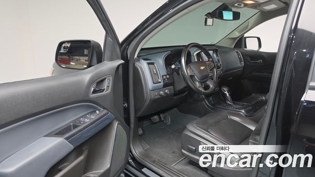 Chevrolet Korea Colorado 2022 — photo 13