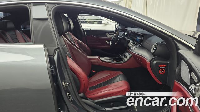 Mercedes-Benz CLS-Class 2022 — photo 16