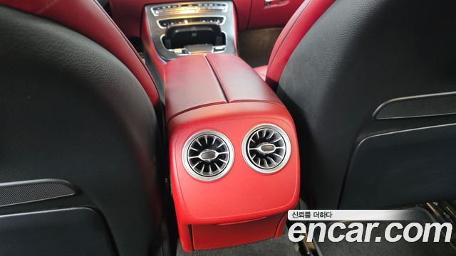 Mercedes-Benz CLS-Class 2022 — photo 31