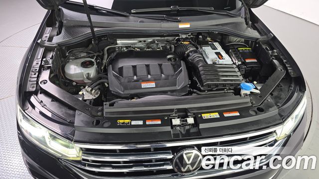 Volkswagen Tiguan 2023 — photo 6