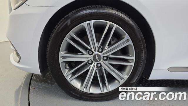 Genesis G80 2018 — photo 5