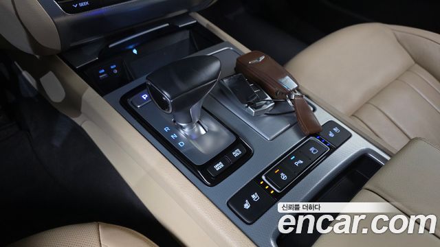 Genesis G80 2018 — photo 9