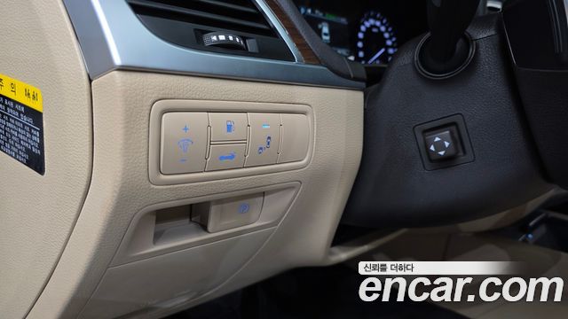 Genesis G80 2018 — photo 18