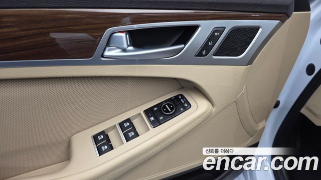 Genesis G80 2018 — photo 20